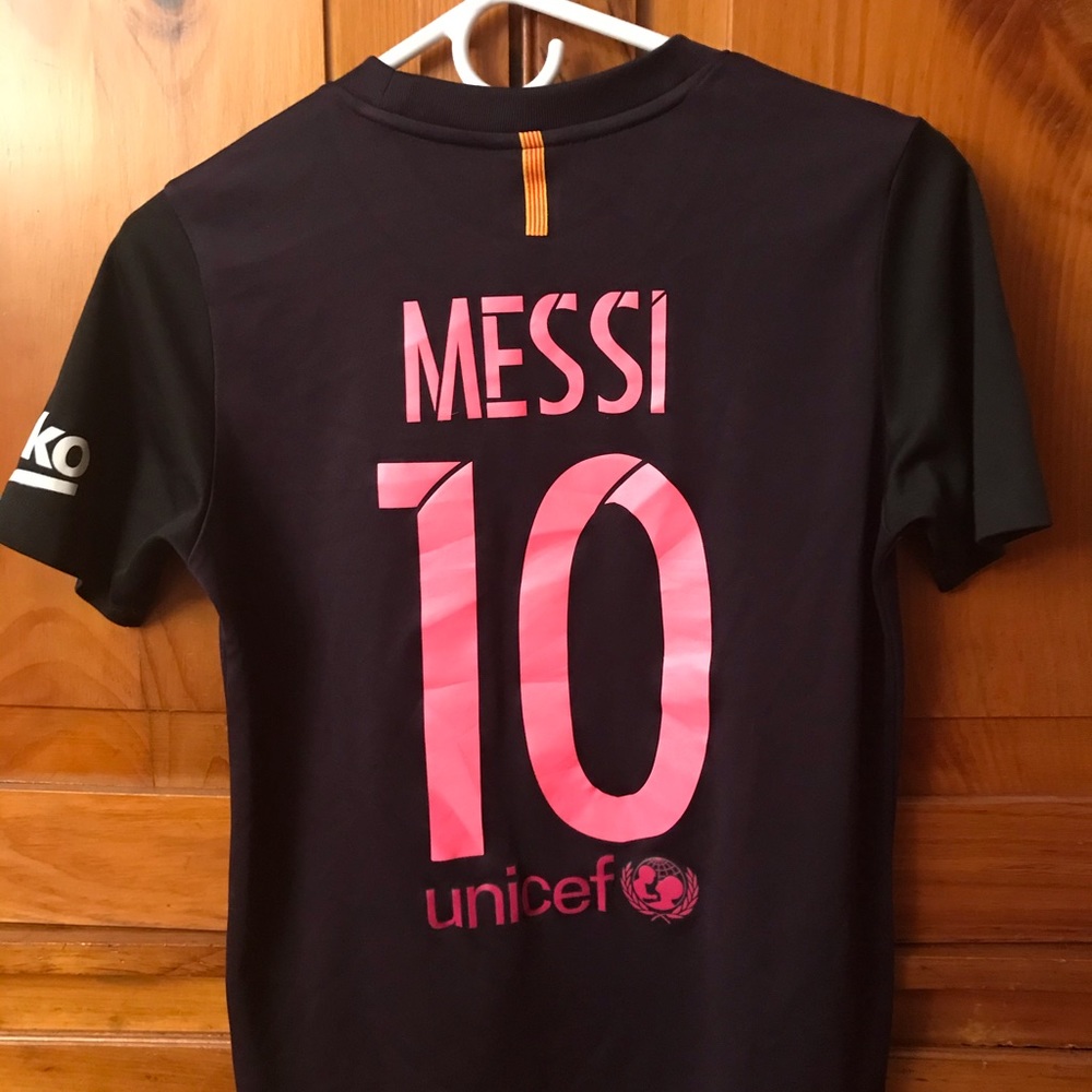 Kids large Messi soccer jersey